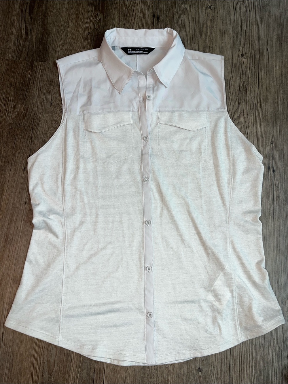 UNDER ARMOUR Sleeveless Collared Button-Down Top